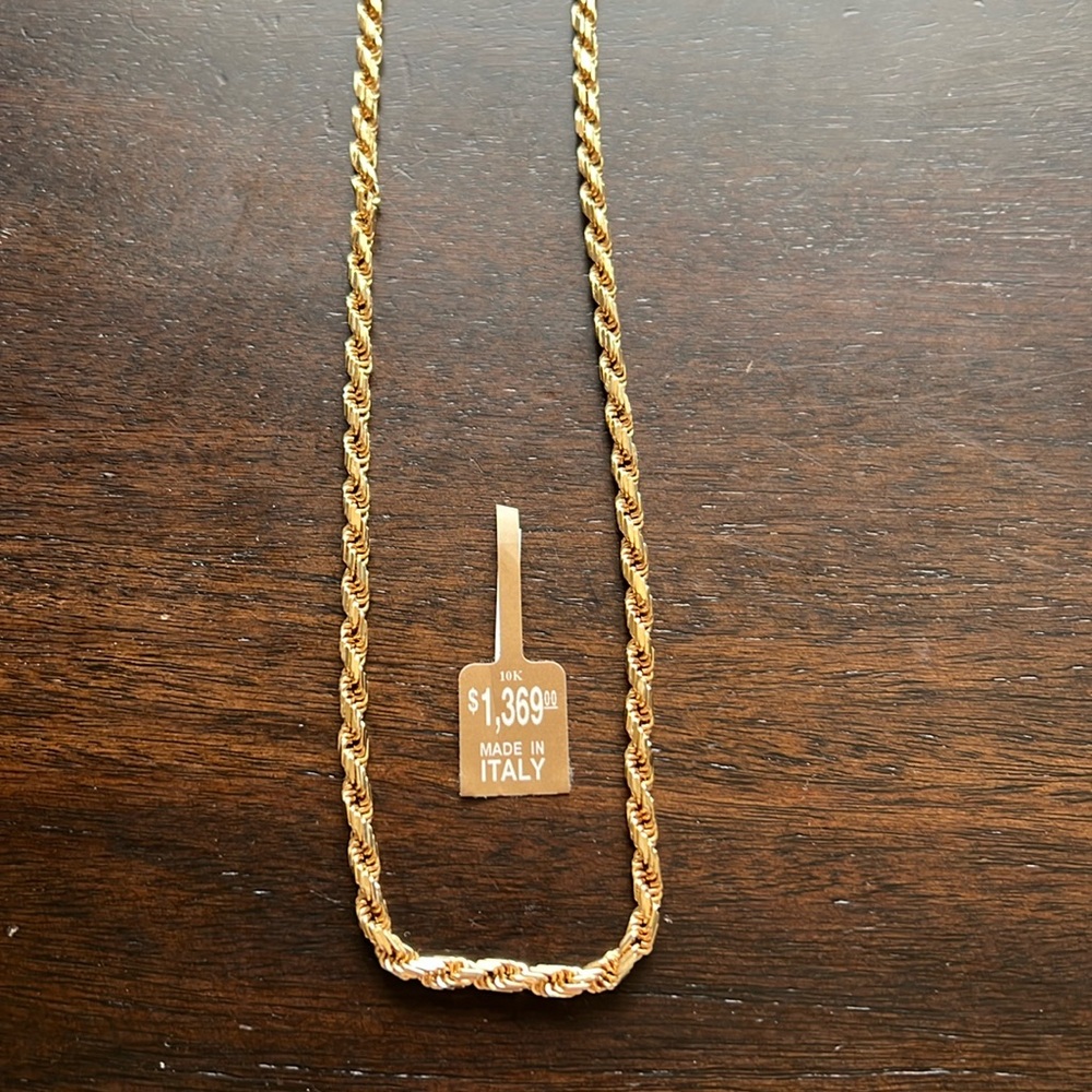 10K GOLD HOLLOW TWISTED ROPE CHAIN